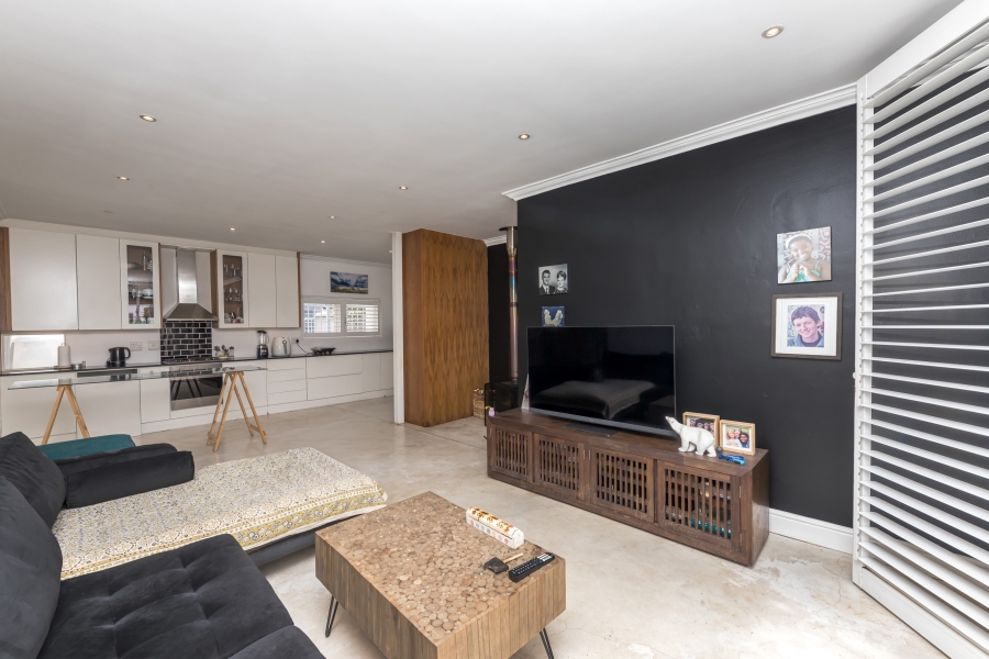 2 Bedroom Property for Sale in Claremont Upper Western Cape